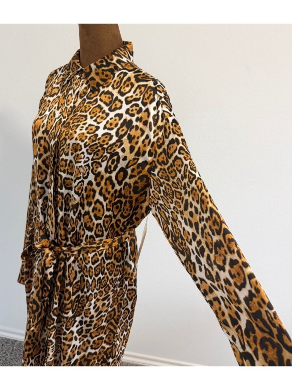 Boston Proper Long Sleeve Button Front Satin Animal Print Shirt Dress Size M - Picture 6 of 10